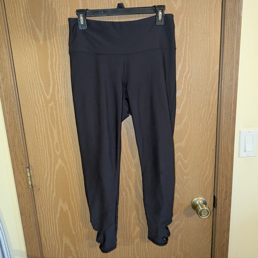 Old Navy High Waist Black Ankle Cutout Leggings Women's Size Large